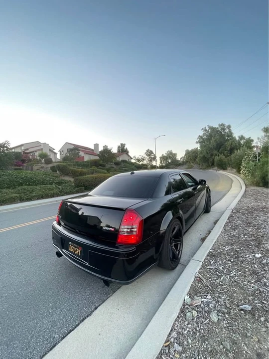 2006 Chrysler 300 (2005-2023) - Image 3 of 11