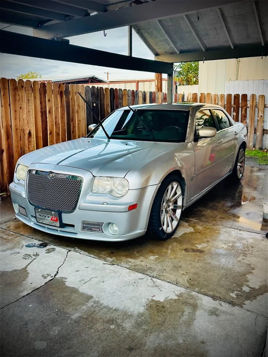 2006 Chrysler 300 (2005-2023) - Image 2 of 2