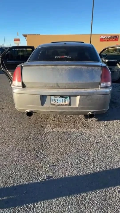 2006 Chrysler 300 (2005-2023) - Image 10 of 10