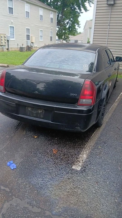 2006 Chrysler 300 (2005-2023) - Image 4 of 6