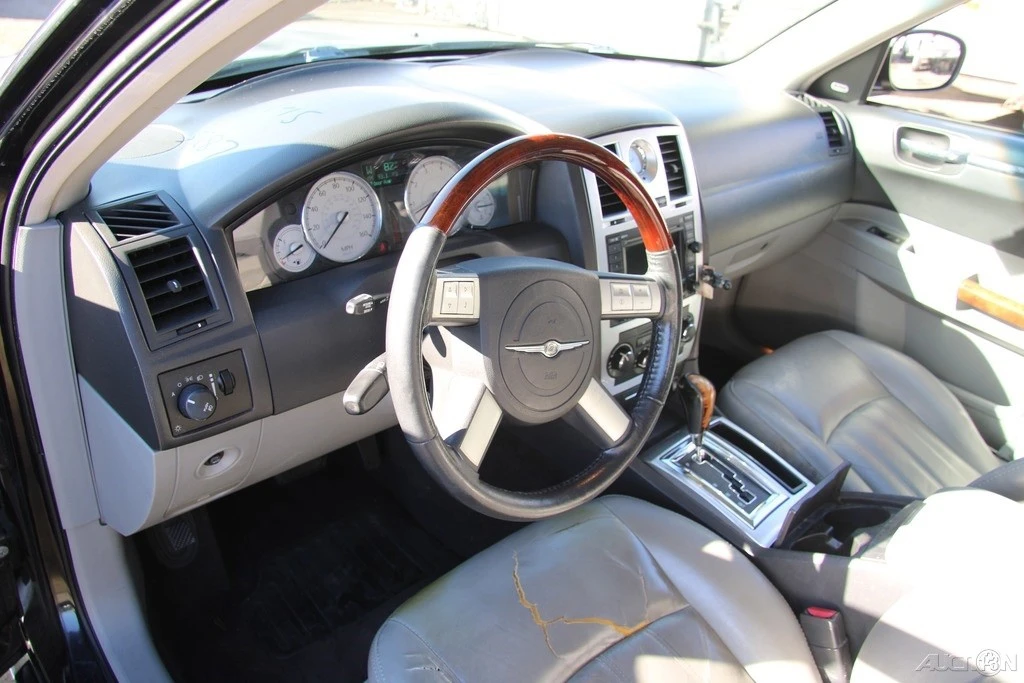 2006 Chrysler 300 (2005-2023) - Image 12 of 21