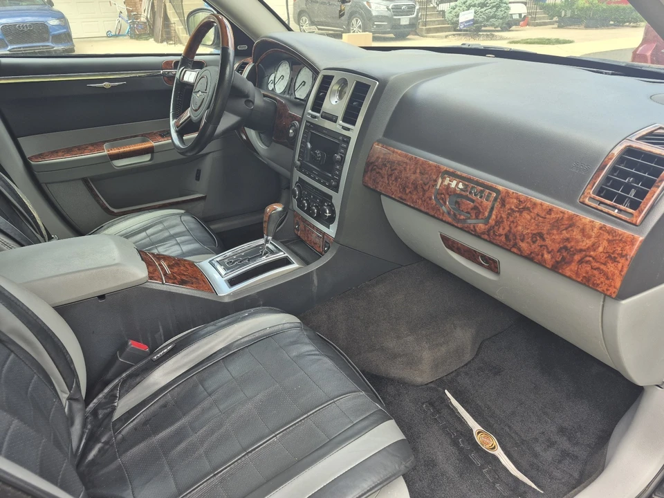 2006 Chrysler 300 (2005-2023) - Image 14 of 26