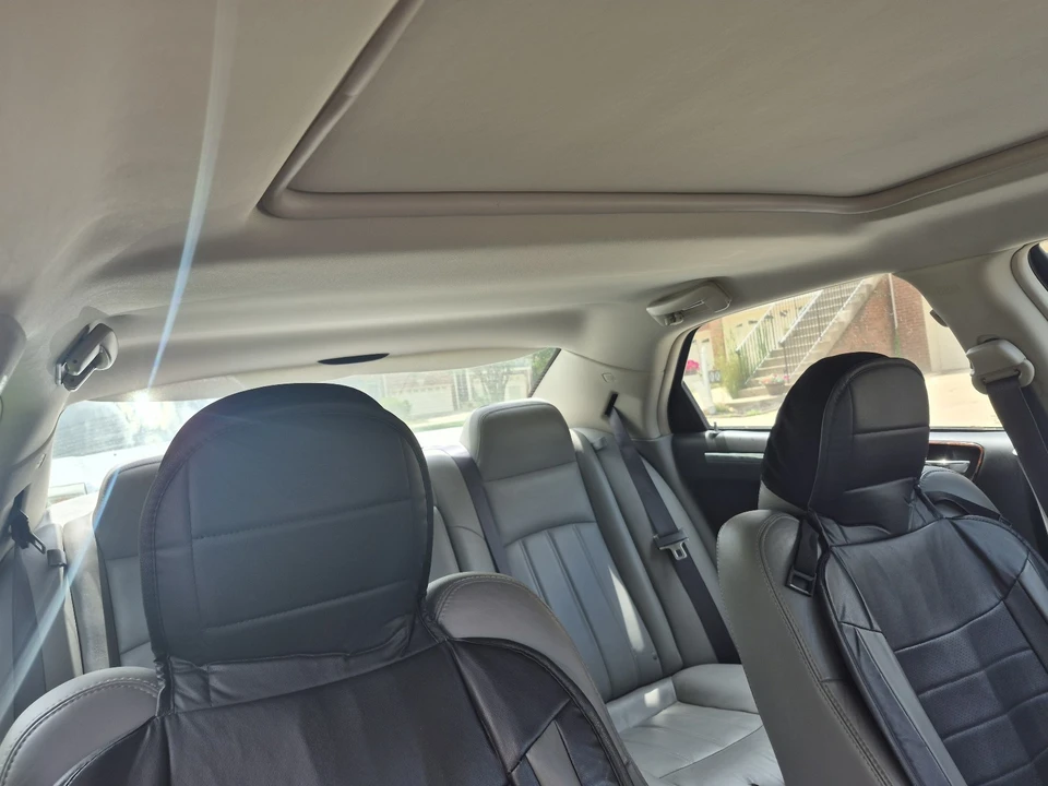 2006 Chrysler 300 (2005-2023) - Image 16 of 26