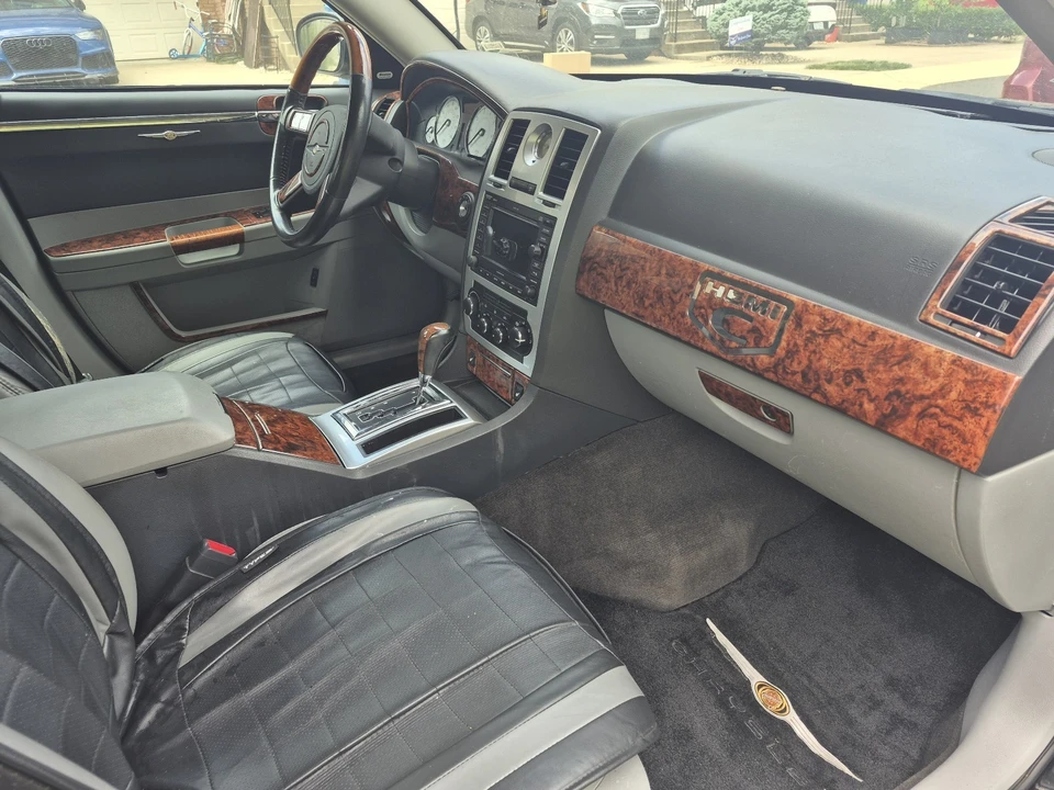 2006 Chrysler 300 (2005-2023) - Image 14 of 26
