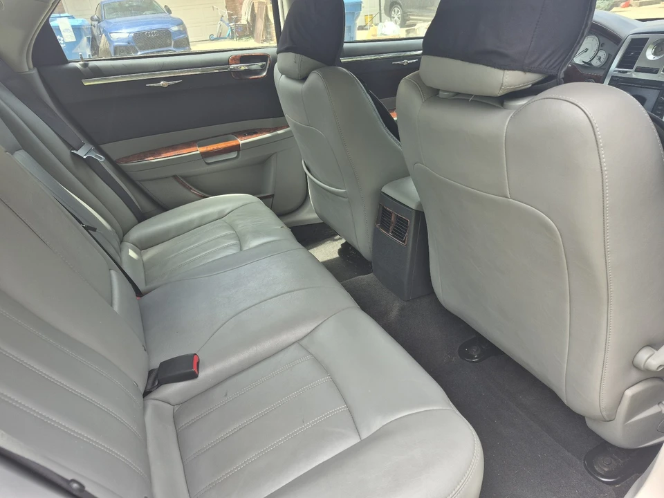2006 Chrysler 300 (2005-2023) - Image 18 of 26