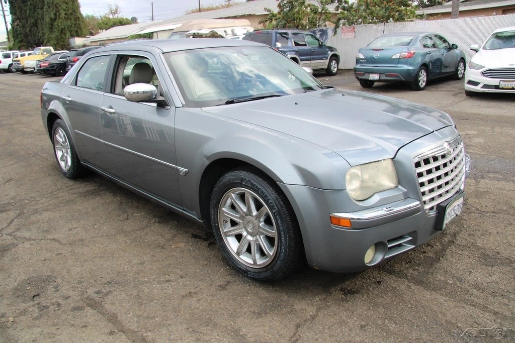 2006 Chrysler 300 (2005-2023) - Image 8 of 21