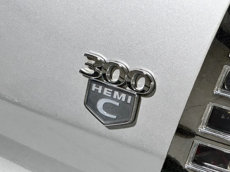2006 Chrysler 300 (2005-2023) - Image 9 of 24