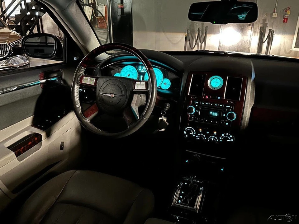 2006 Chrysler - Image 20 of 24