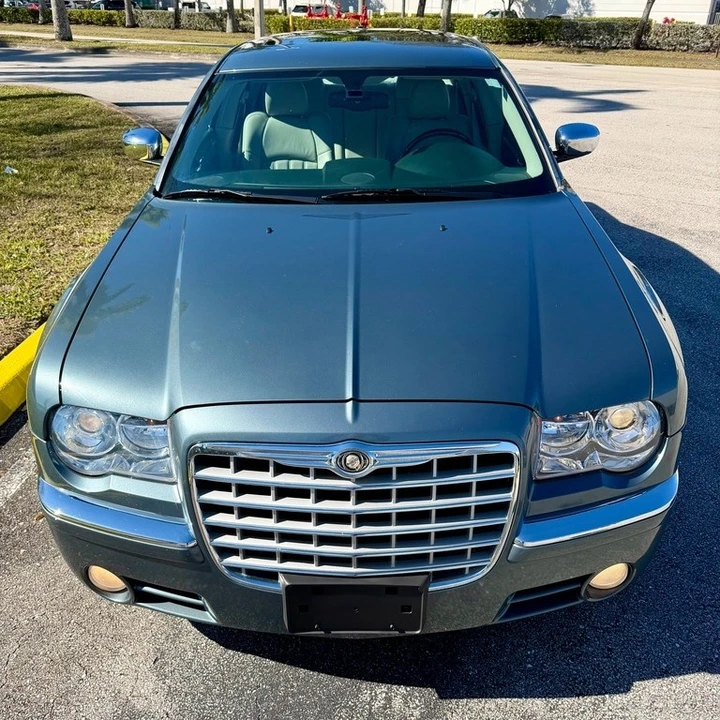 2006 Chrysler 300 (2005-2023) - Image 4 of 21