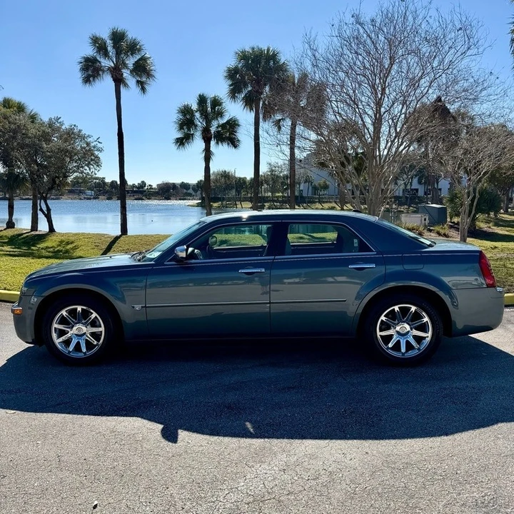 2006 Chrysler 300 (2005-2023) - Image 15 of 21