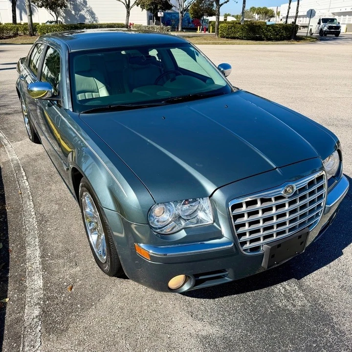 2006 Chrysler 300 (2005-2023) - Image 6 of 21