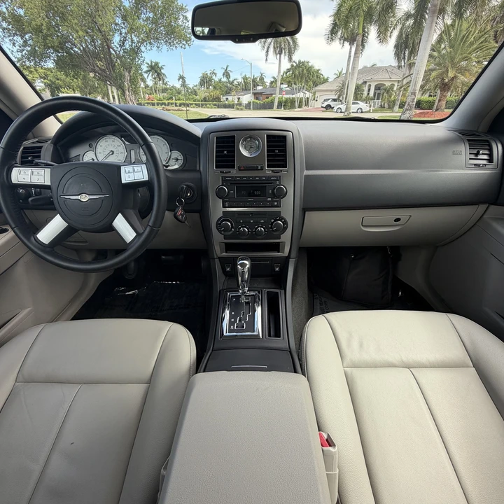 2006 Chrysler 300 (2005-2023) - Image 24 of 31