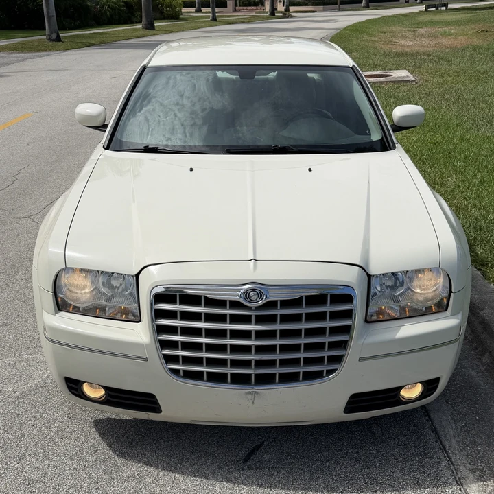 2006 Chrysler 300 (2005-2023) - Image 4 of 31
