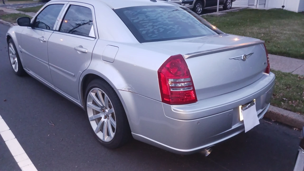 2006 Chrysler 300 (2005-2023) - Image 12 of 19