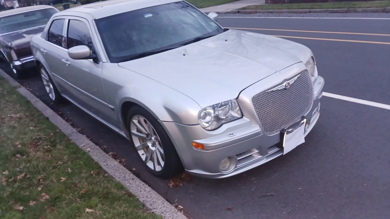 2006 Chrysler 300 (2005-2023) - Image 15 of 19