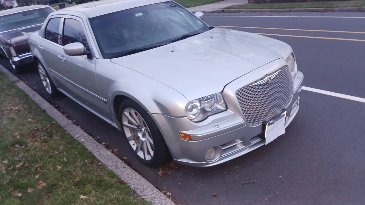 2006 Chrysler 300 (2005-2023) - Image 10 of 20