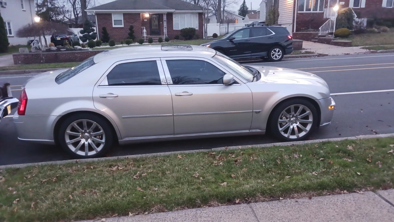 2006 Chrysler 300 (2005-2023) - Image 14 of 19
