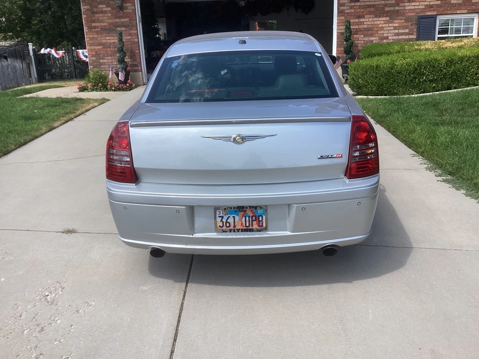 2006 Chrysler 300 (2005-2023) - Image 3 of 10