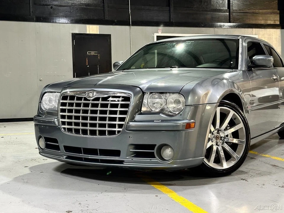 2006 Chrysler 300 (2005-2023) - Image 3 of 24