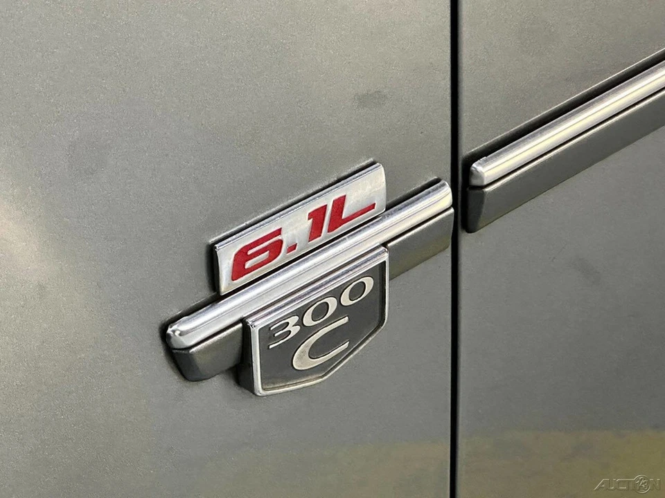 2006 Chrysler 300 (2005-2023) - Image 5 of 24