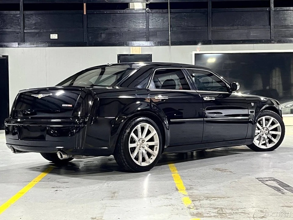 2006 Chrysler 300 (2005-2023) - Image 13 of 21