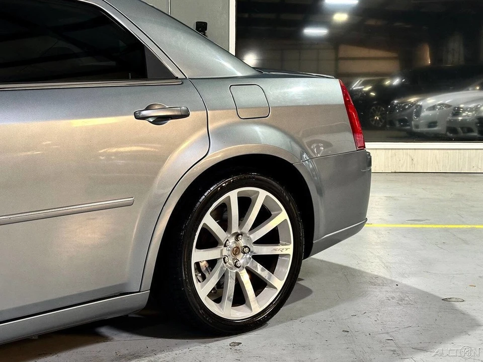 2006 Chrysler 300 (2005-2023) - Image 6 of 24