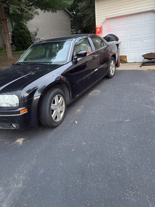 2006 Chrysler 300 (2005-2023) - Image 6 of 7