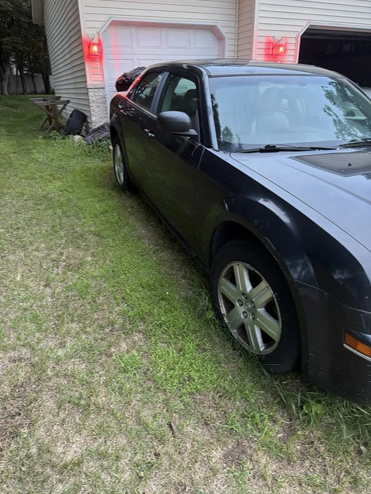 2006 Chrysler 300 (2005-2023) - Image 5 of 7