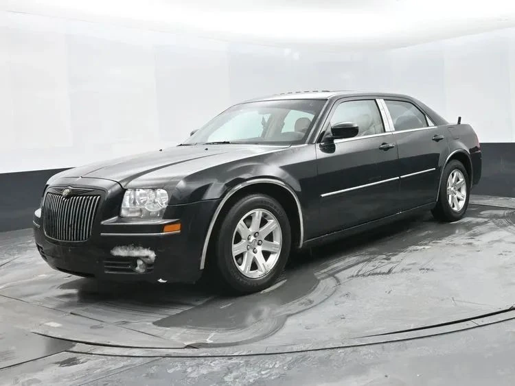 2006 Chrysler 300 (2005-2023) - Image 5 of 12