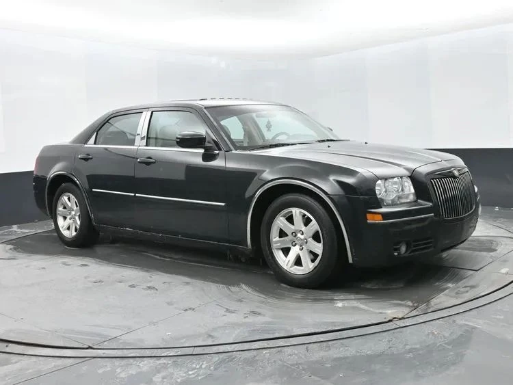 2006 Chrysler 300 (2005-2023) - Image 3 of 12