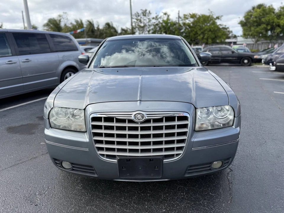 2006 Chrysler 300 (2005-2023) - Image 8 of 21