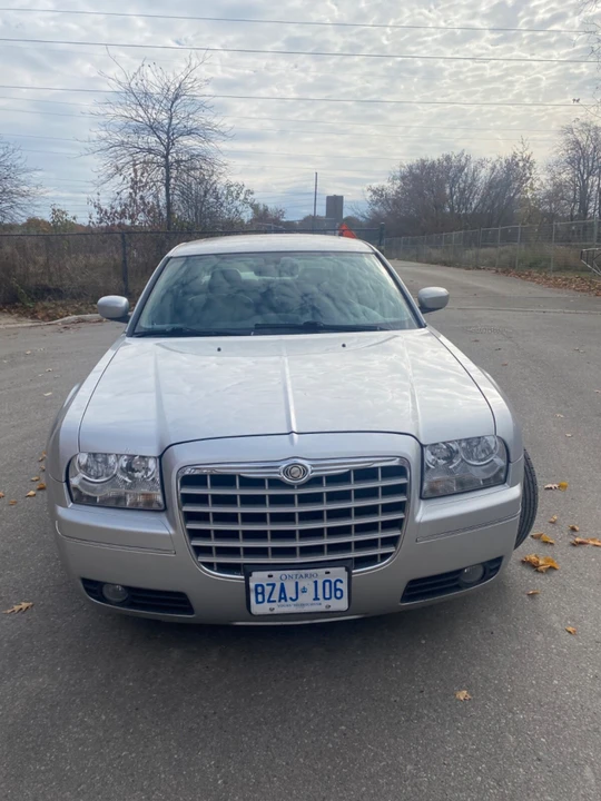 2006 Chrysler 300 (2005-2023) - Image 8 of 24