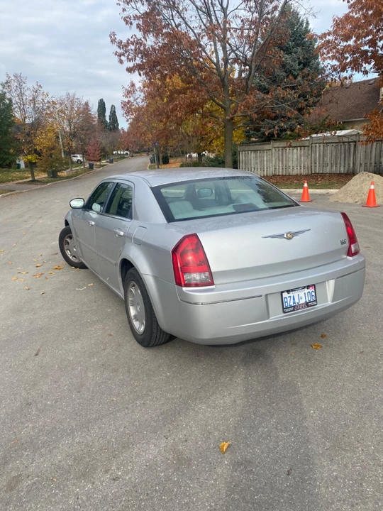 2006 Chrysler 300 (2005-2023) - Image 24 of 24