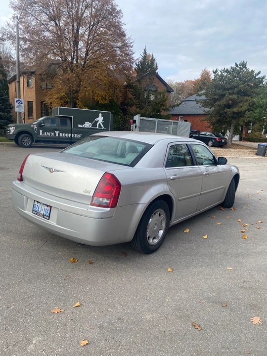 2006 Chrysler 300 (2005-2023) - Image 6 of 24