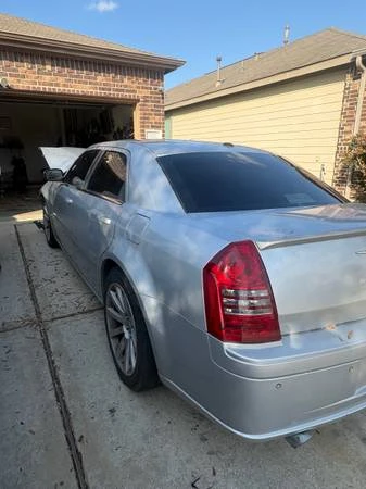 2006 Chrysler 300 (2005-2023) - Image 3 of 10