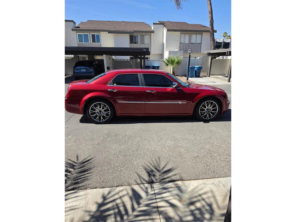 2006 Chrysler 300 (2005-2023) - Image 4 of 21
