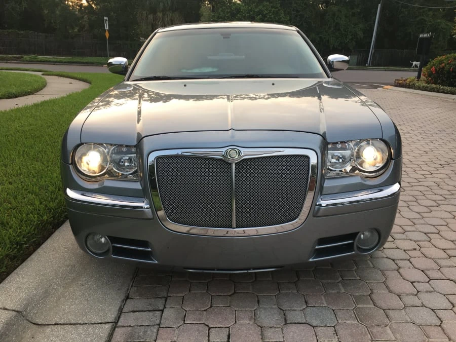 2006 Chrysler 300 (2005-2023) - Image 8 of 12