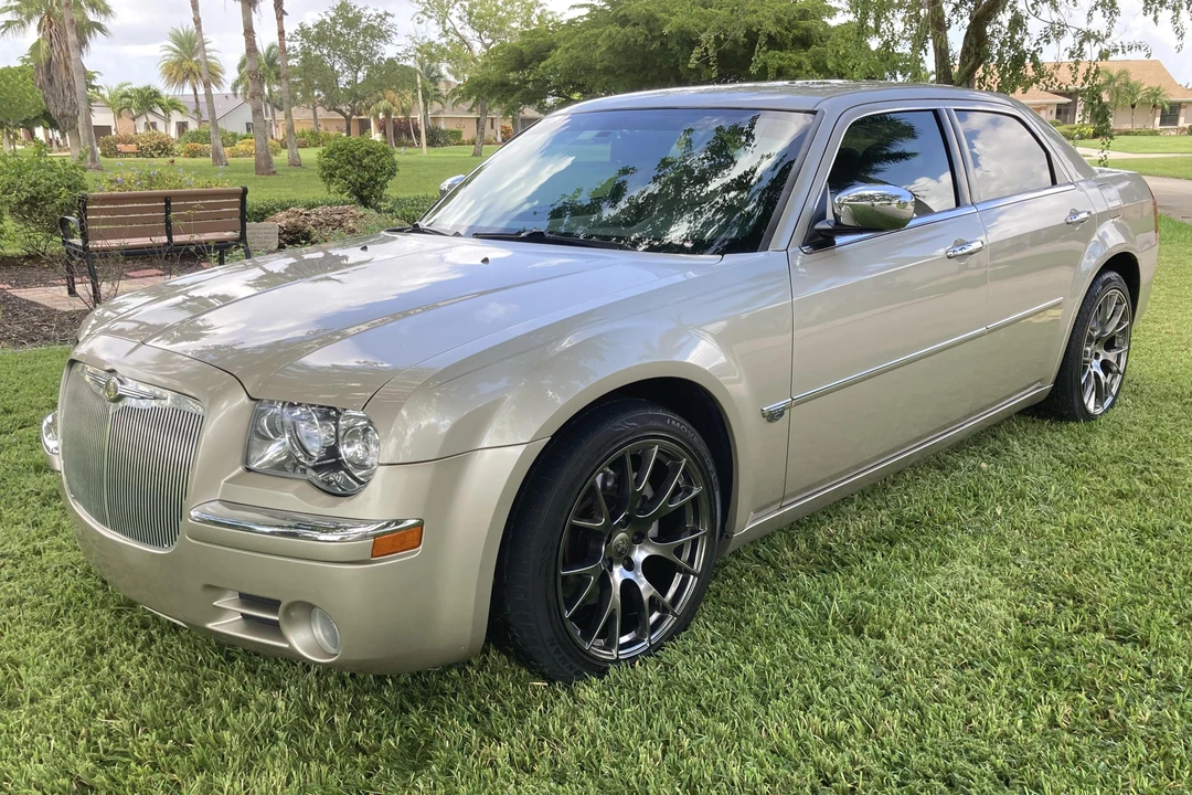 2006 Chrysler 300 (2005-2023) - Image 7 of 30