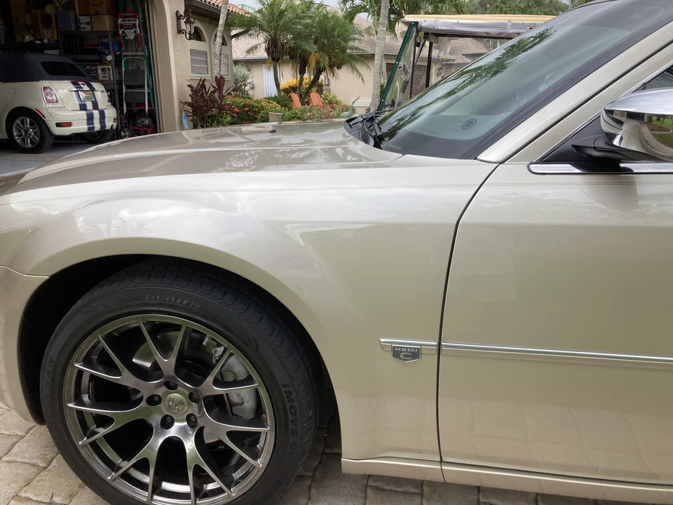 2006 Chrysler 300 (2005-2023) - Image 17 of 30