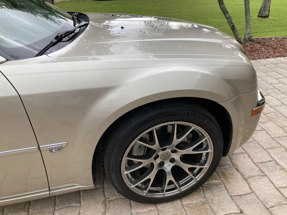 2006 Chrysler 300 (2005-2023) - Image 28 of 30