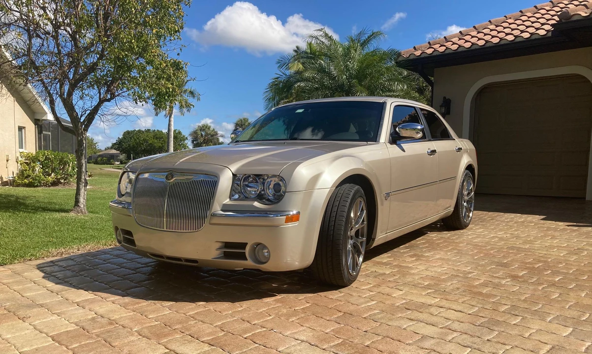 2006 Chrysler 300 (2005-2023) - Image 6 of 30