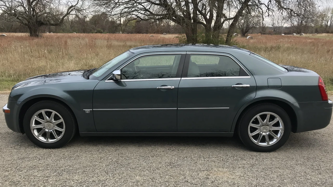 2006 Chrysler 300 (2005-2023) - Image 18 of 18