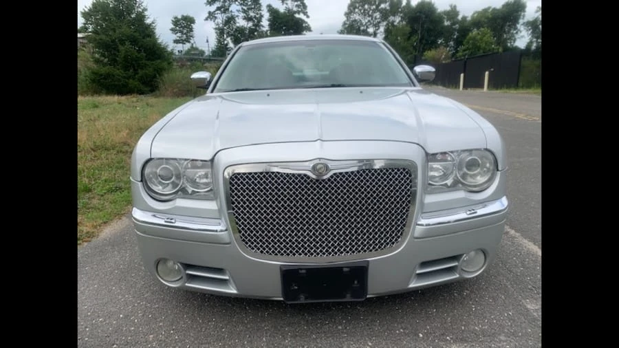 2006 Chrysler 300 (2005-2023) - Image 10 of 12