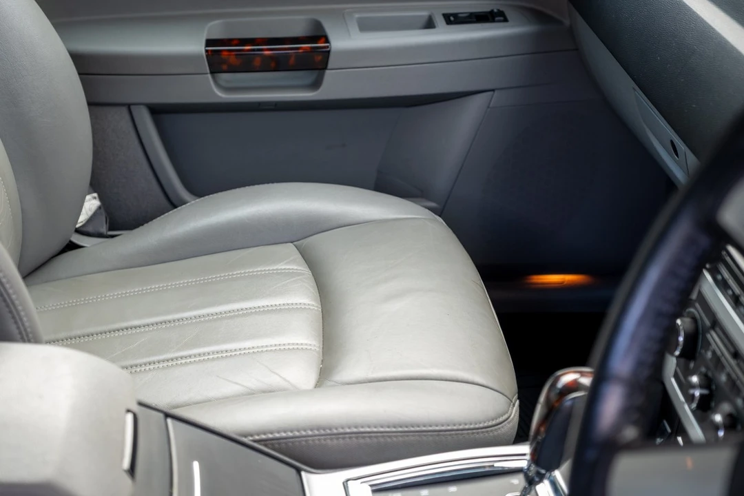 2006 Chrysler 300 (2005-2023) - Image 4 of 30
