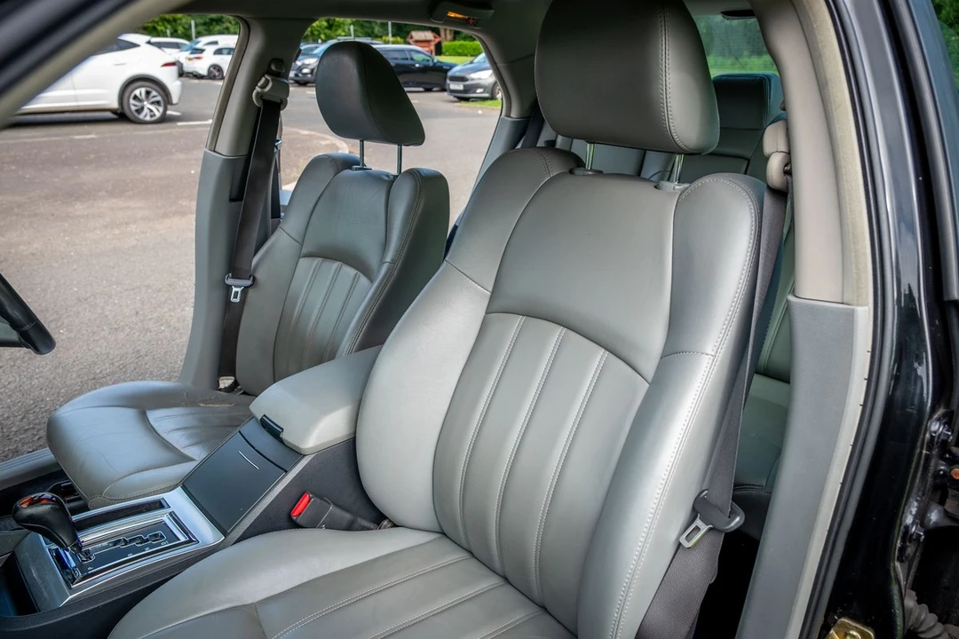 2006 Chrysler 300 (2005-2023) - Image 8 of 30