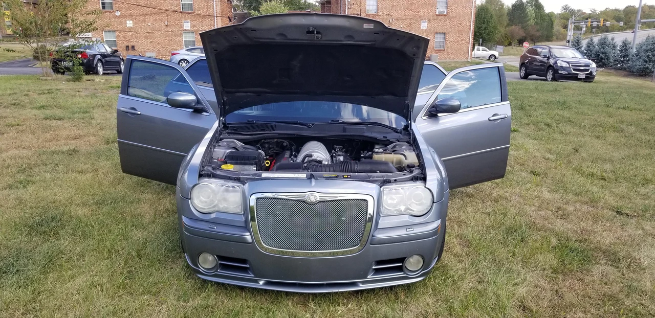 2006 Chrysler 300 (2005-2023) - Image 8 of 31