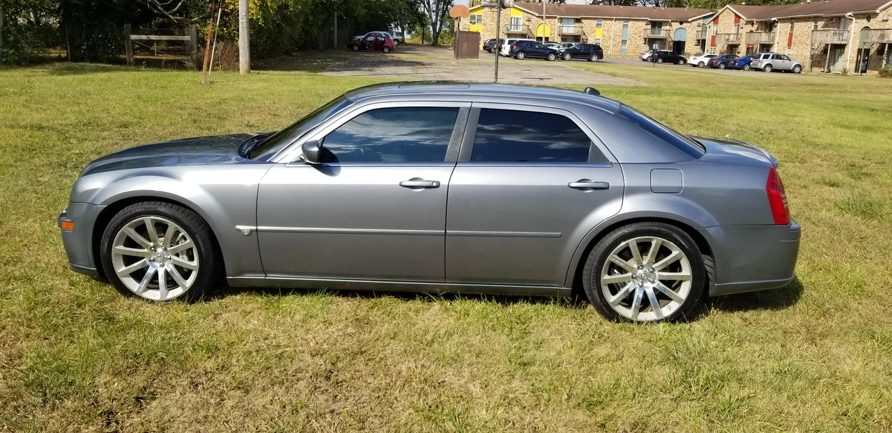 2006 Chrysler 300 (2005-2023) - Image 13 of 31