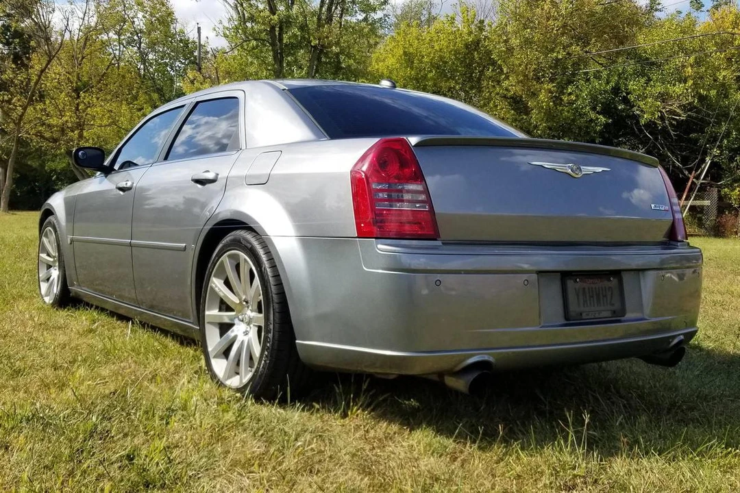 2006 Chrysler 300 (2005-2023) - Image 3 of 31