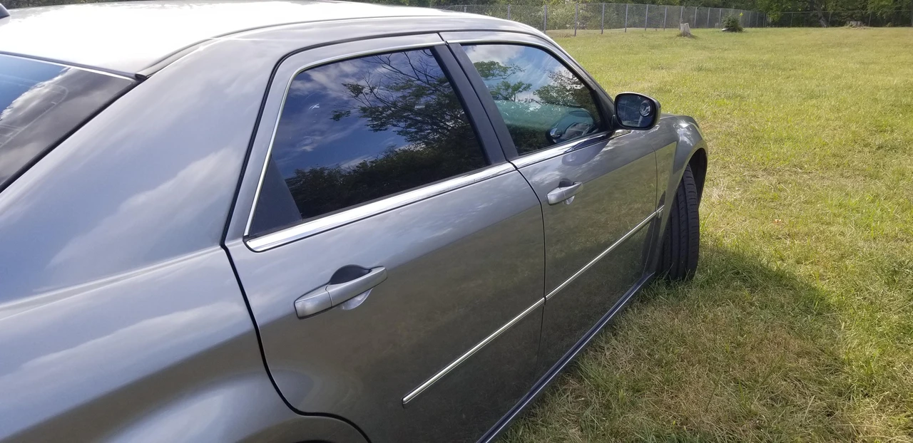 2006 Chrysler 300 (2005-2023) - Image 22 of 31