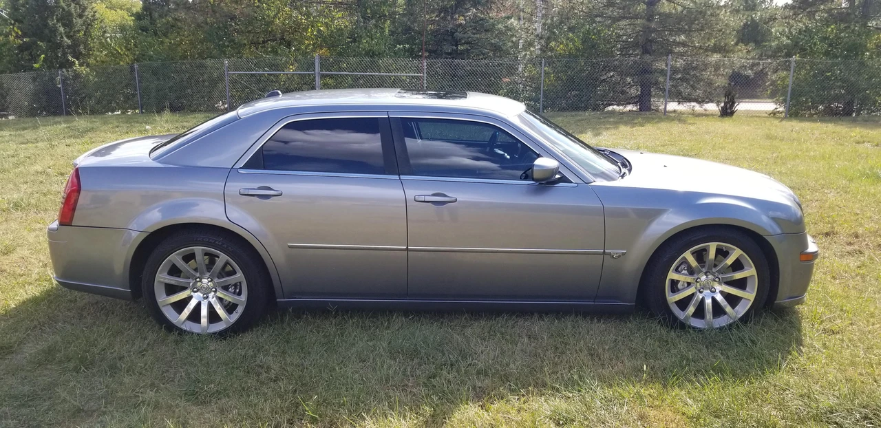 2006 Chrysler 300 (2005-2023) - Image 24 of 31